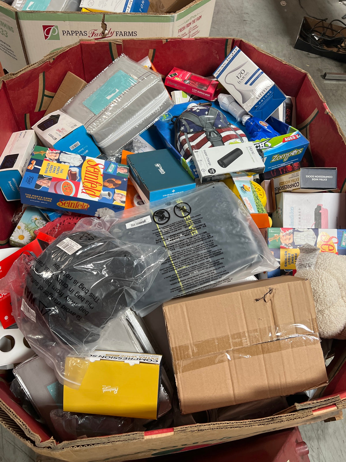 Mixed Wholesale Pallets — Brand-New Toys & General Merchandise